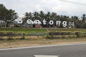 BENTONG Sign image