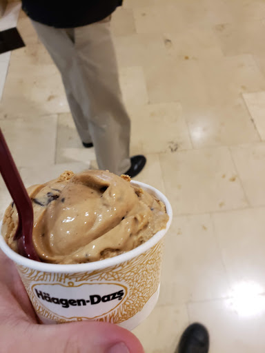 Ice Cream Shop «Haagen-DazsÂ® Ice Cream Shop», reviews and photos, 4400 Sharon Rd, Charlotte, NC 28211, USA