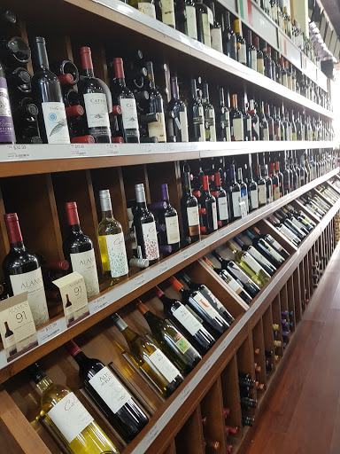 Liquor Store «I Love Liquor», reviews and photos, 1632 Collins Ave, Miami Beach, FL 33139, USA