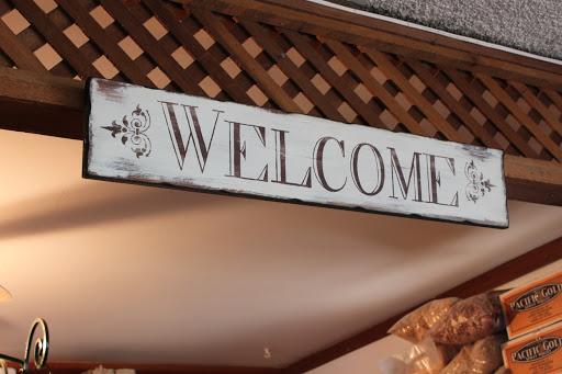 Animal Feed Store «Agoura Feed», reviews and photos, 28327 Agoura Rd, Agoura Hills, CA 91301, USA