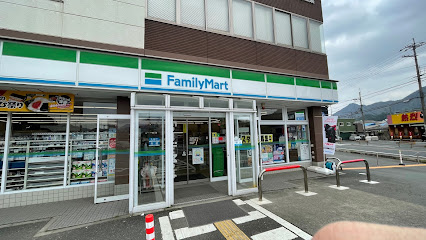 ファミリーマート 舞鶴小倉店