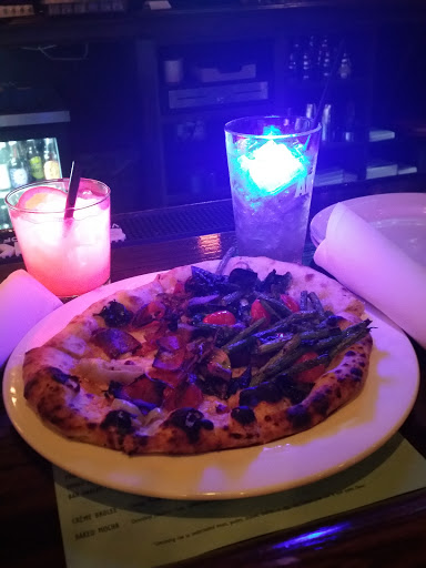 Live Music Venue «Vosh», reviews and photos, 1414 Riverside Dr, Lakewood, OH 44107, USA