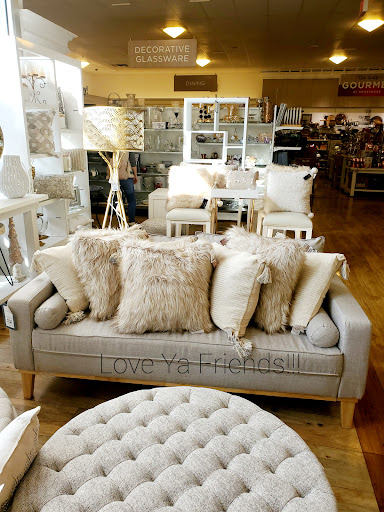 Department Store «HomeGoods», reviews and photos, 2731 N Elston Ave, Chicago, IL 60647, USA