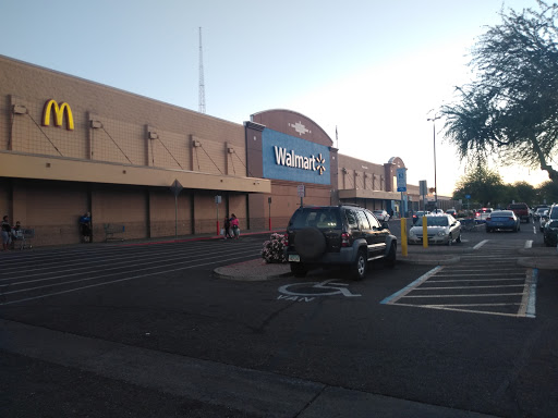 Department Store «Walmart Supercenter», reviews and photos, 3721 E Thomas Rd, Phoenix, AZ 85018, USA