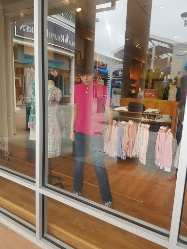 Shopping Mall «Jersey Shore Premium Outlets», reviews and photos, 1 Premium Outlet Blvd, Tinton Falls, NJ 07753, USA