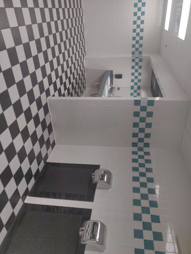 Shopping Mall «Brandywine Square Shopping Center», reviews and photos, Quarry Rd & U.S. 30, Downingtown, PA 19335, USA