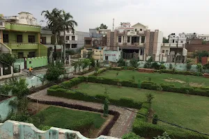 Vibhav Nagar Central Park image