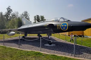 F11 Flygmuseum image