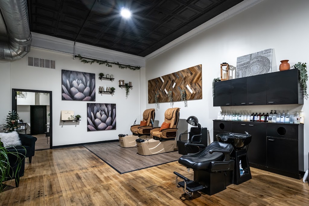 GreenRoom Salon & Spa 46135