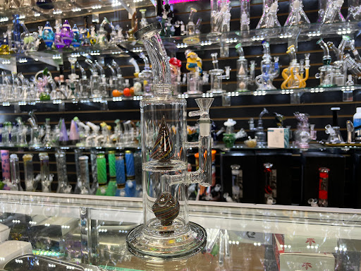 Tobacco Shop «hollywood smoke shop san pablo», reviews and photos, 13501 San Pablo Ave # G, San Pablo, CA 94806, USA