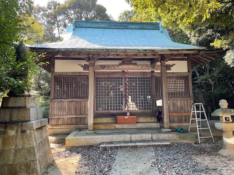 阿多田島神社