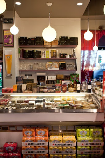 Wine Store «Needham Center Fine Wines», reviews and photos, 1013 Great Plain Ave, Needham, MA 02492, USA