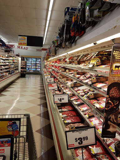 Supermarket «Weis Markets», reviews and photos, 123 Village Center Dr, Hawley, PA 18428, USA