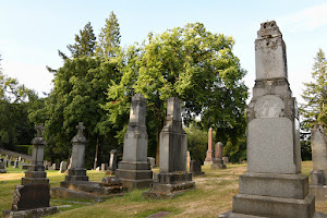 Mt. Calvary Catholic Cemetery