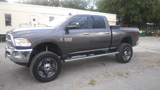 Used Car Dealer «Veracity Auto Center», reviews and photos, 1963 Austin Hwy, San Antonio, TX 78218, USA