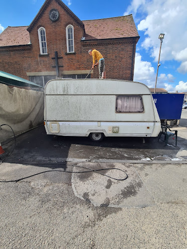 Jeeves Hand Car Wash - Ipswich