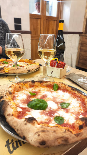 Cherry pizzeria in Cercemaggiore, Provincia di Campobasso