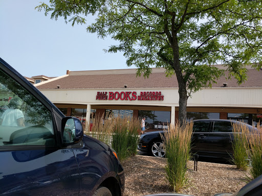Book Store «Half Price Books», reviews and photos, 17145 W Bluemound Rd, Brookfield, WI 53005, USA