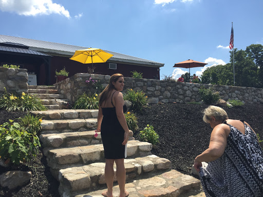 Winery «Christopher Jacobs Winery at Pennings Vineyards (Seasonally Open May-Oct)», reviews and photos, 320 Crawford St, Pine Bush, NY 12566, USA