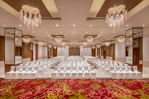 Grand Ballroom At Radisson Salem image