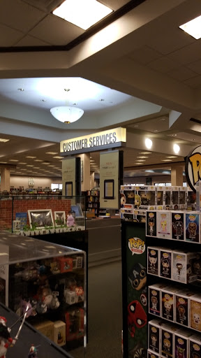 Book Store «Barnes & Noble», reviews and photos, 7700 NE 4th Plain Blvd Vancouver Plaza, Vancouver, WA 98662, USA