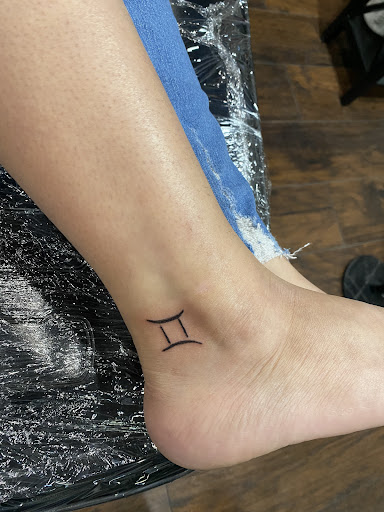 Explore one line tattoo ideas, creative tattoo ideas in Los Angeles, available at Visionary tattoos