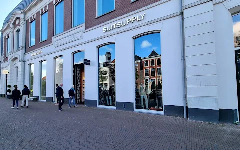 Suitsupply image