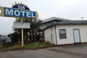 Sun Motel image