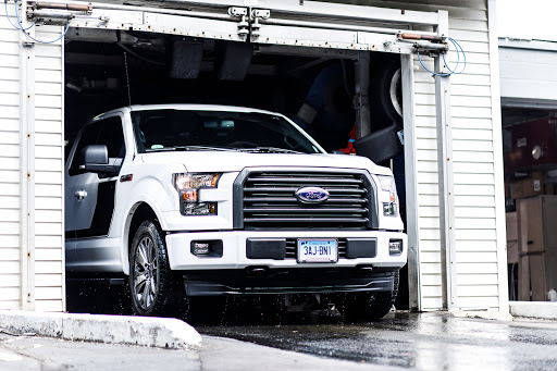 Car Wash «Flag Car Wash Llc», reviews and photos, 2 Dallas Ave, Bristol, CT 06010, USA