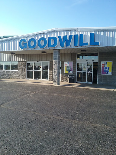 Goodwill, 398 N Willowbrook Rd, Coldwater, MI 49036, USA, 