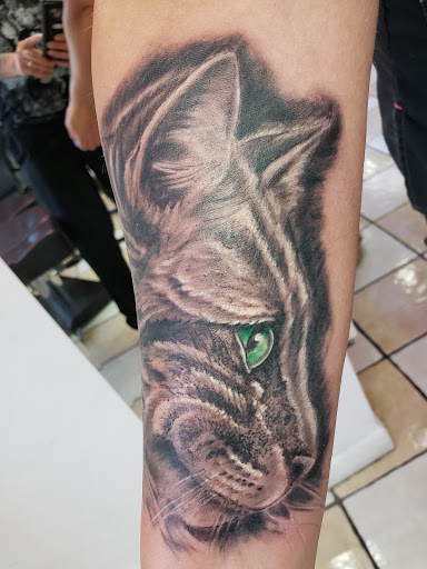 Tattoo Shop «Starlight Tattoo», reviews and photos, 215 NJ-17, Rochelle Park, NJ 07662, USA