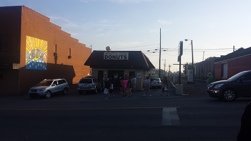 Donut Shop «Whistlestop Donuts», reviews and photos, 420 E 9th St, Hopkinsville, KY 42240, USA