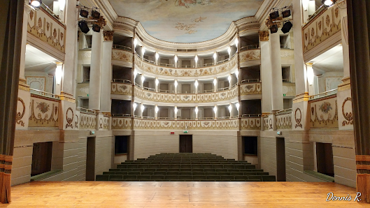 Teatro Accademico Via Giuseppe Garibaldi, 4, 31033 Castelfranco Veneto TV, Italia