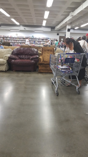 Thrift Store «Deseret Industries Thrift Store», reviews and photos, 2720 E 11th St, Los Angeles, CA 90023, USA