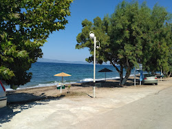 Foto di Agios Ioannis mikro beach con abbastanza pulita livello di pulizia