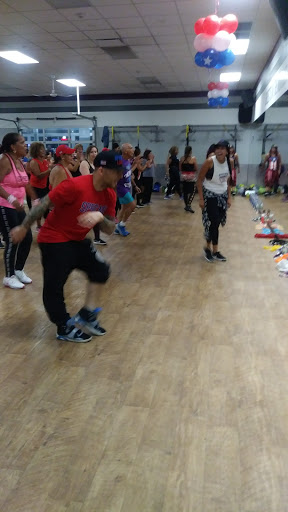 Health Club «Crunch - West Babylon», reviews and photos, 369 Little East Neck Rd N, West Babylon, NY 11704, USA