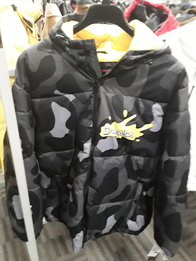 Shopping Mall «Central Plaza Shopping Center», reviews and photos, 2550 Central Park Ave, Yonkers, NY 10710, USA