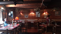 Atmosphère du Restaurant Le Bougnat à Mont-Dore - n°15