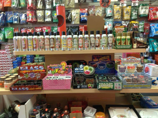 Tobacco Shop «Up N Smoke», reviews and photos, 6077 Rawsonville Rd, Belleville, MI 48111, USA