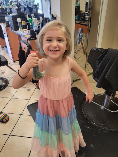 Beauty Salon «Quick Cuts Family Hair Care», reviews and photos, 7249 W Greenfield Ave, Milwaukee, WI 53214, USA