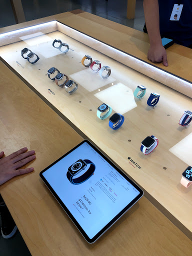 Computer Store «Apple Pasadena», reviews and photos, 54 W Colorado Blvd, Pasadena, CA 91105, USA