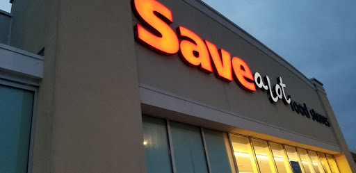 Grocery Store «Save-A-Lot», reviews and photos, 2420 N Dixie Hwy, Hollywood, FL 33020, USA
