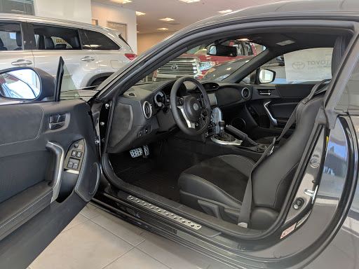 Toyota Dealer «Voss Toyota», reviews and photos, 2110 Heller Dr, Dayton, OH 45434, USA