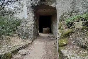 Tunnel romain de Sernhac image