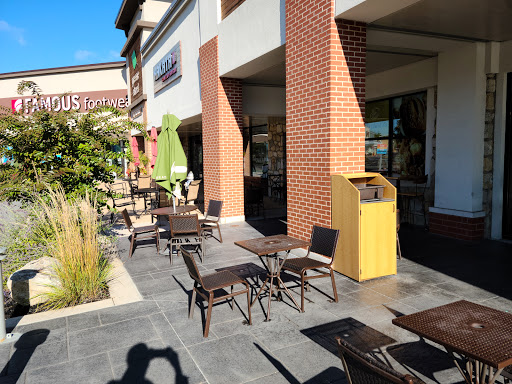 Shopping Mall «Gateway Shopping Center», reviews and photos, 221 E Swedesford Rd, Wayne, PA 19087, USA