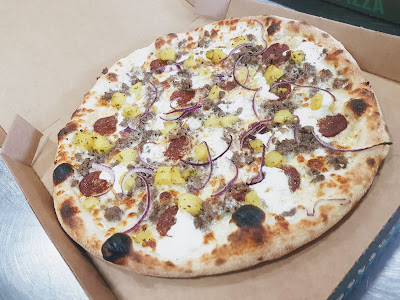 Gusto pizza à Limay