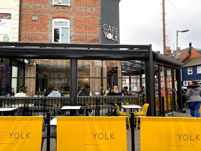 Comments and reviews of Café YOLK
