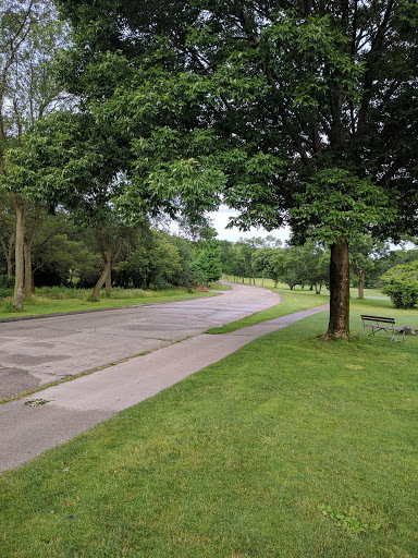Public Golf Course «Hansen Park Golf Course», reviews and photos, 9800 Underwood Pkwy, Wauwatosa, WI 53226, USA