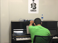 Real Brave Guitar, Piano, Drum & Vocal Lessons - Photo 5 - Car repair in Fresh Meadows, NY, New York
