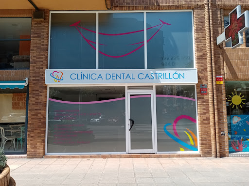 CLINICA DENTAL CASTRILLON en Piedras Blancas, Asturias